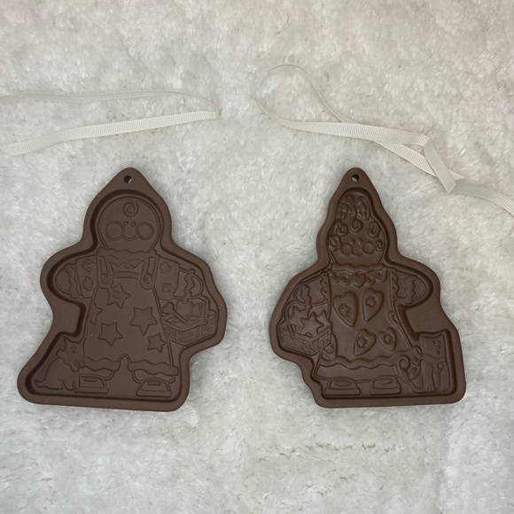 Vintage 2000 Longaberger Ginger and Roger Gingerbread Cookie Mold SET of 2 - Picture 3 of 3